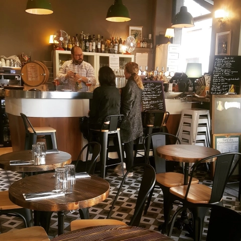 Le Petit Coin - Bistrot Pétanque