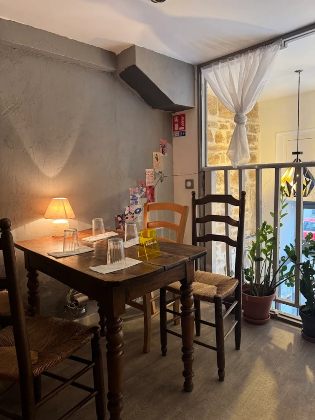 Kaki Bistrot