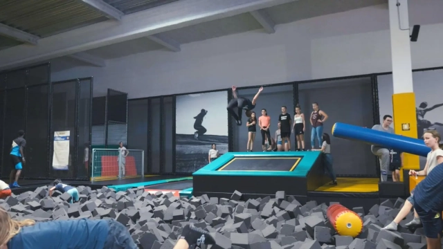 Trampoline Park You Jump Lyon
