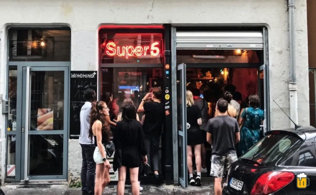 Super 5